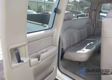 2002 Chevrolet Silverado 1500 Lt из США, поврежденный, VIN 1GCEK19T22E254317